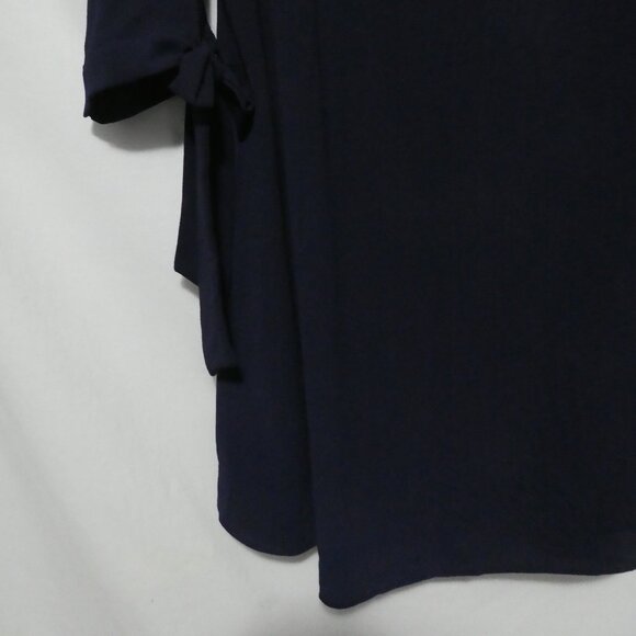 SPIN USA | 1XL | Textured Navy Knee Length Dress With Bow Sleeves | Made In USA - Picture 8 of 16